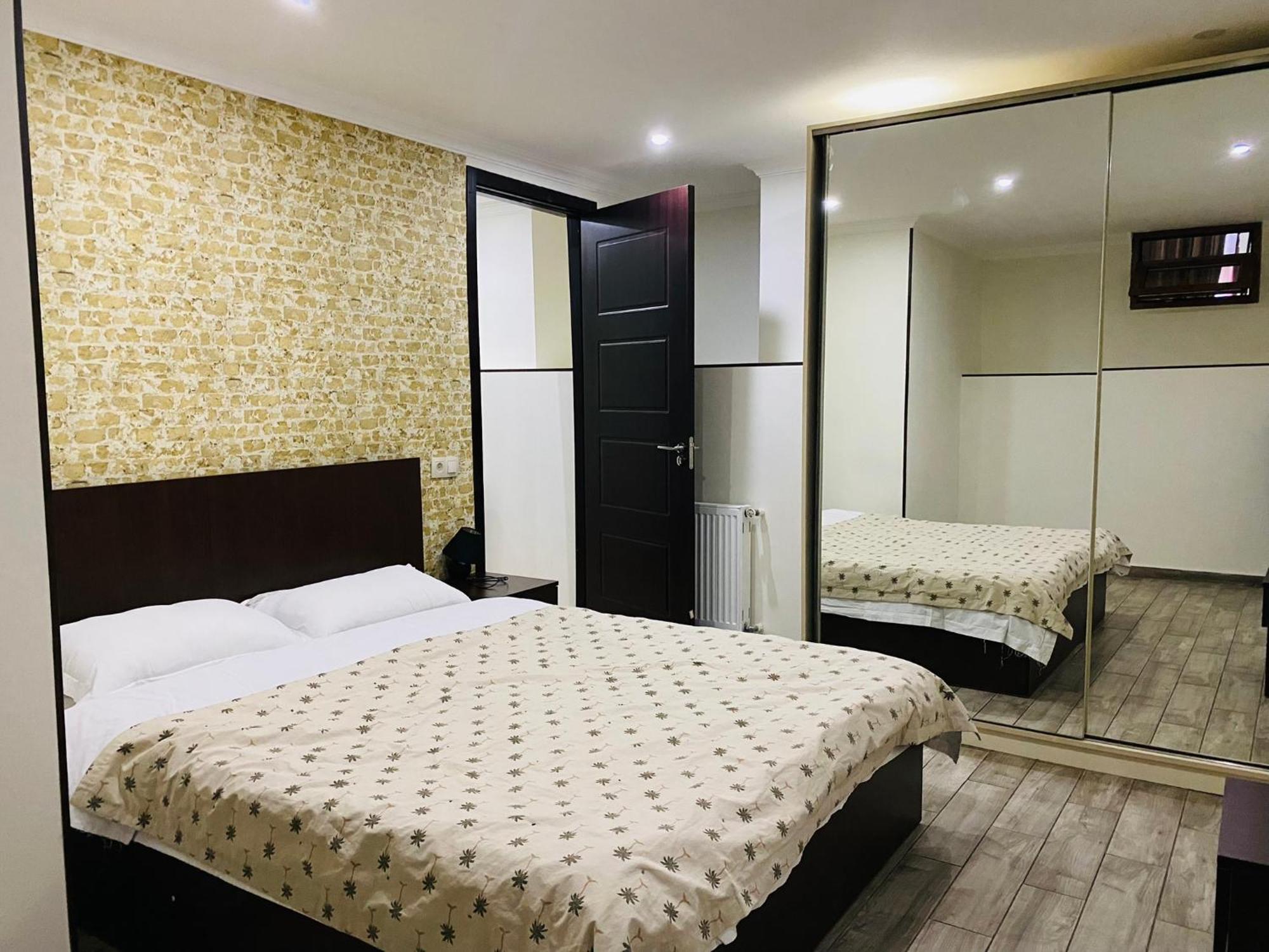 Old Town Apartment Tbilisi Ngoại thất bức ảnh